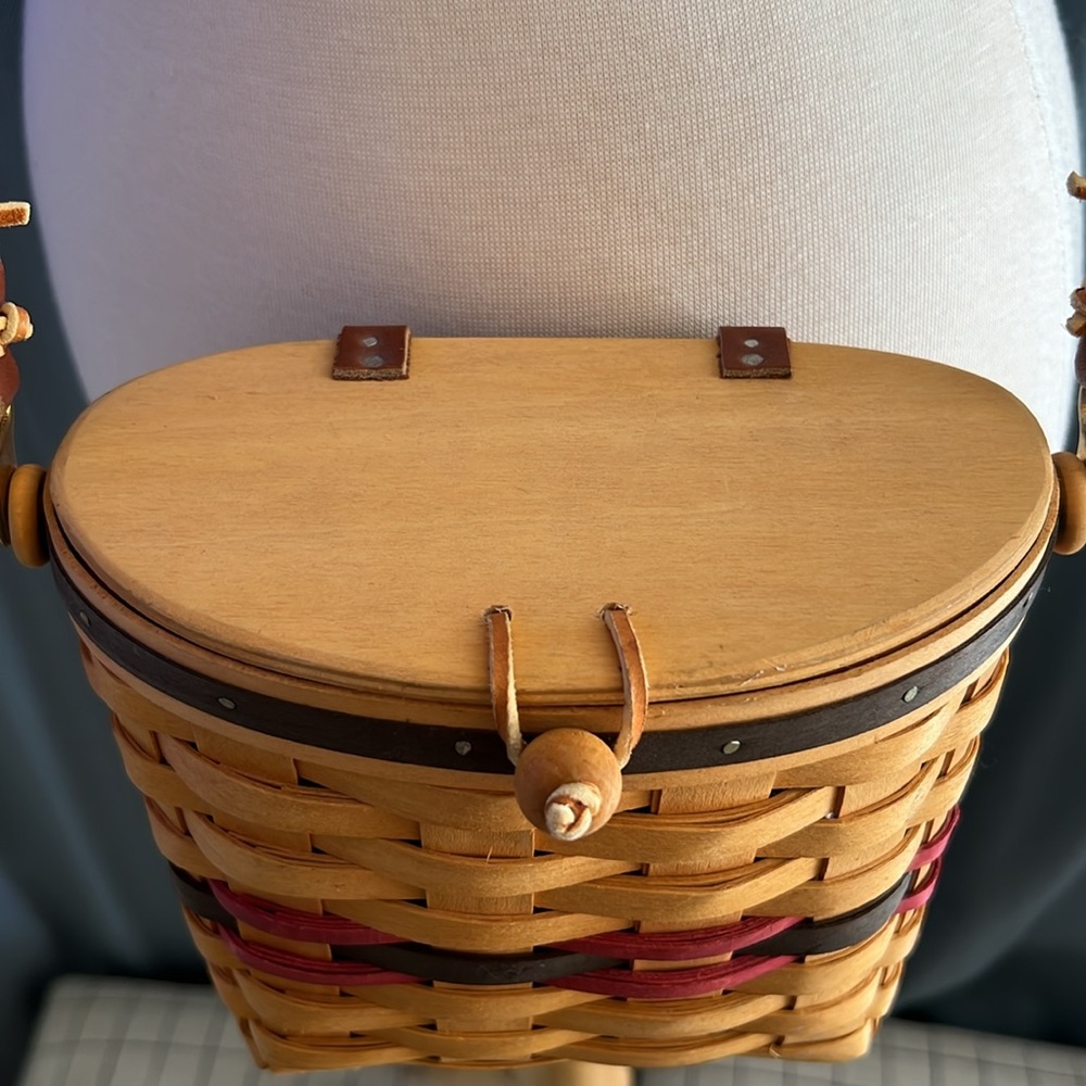 Handmade vintage basket purse - Picture 2 of 12